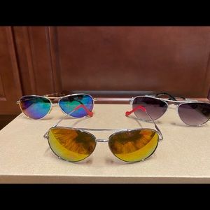 Jessica Simpson sunglasses